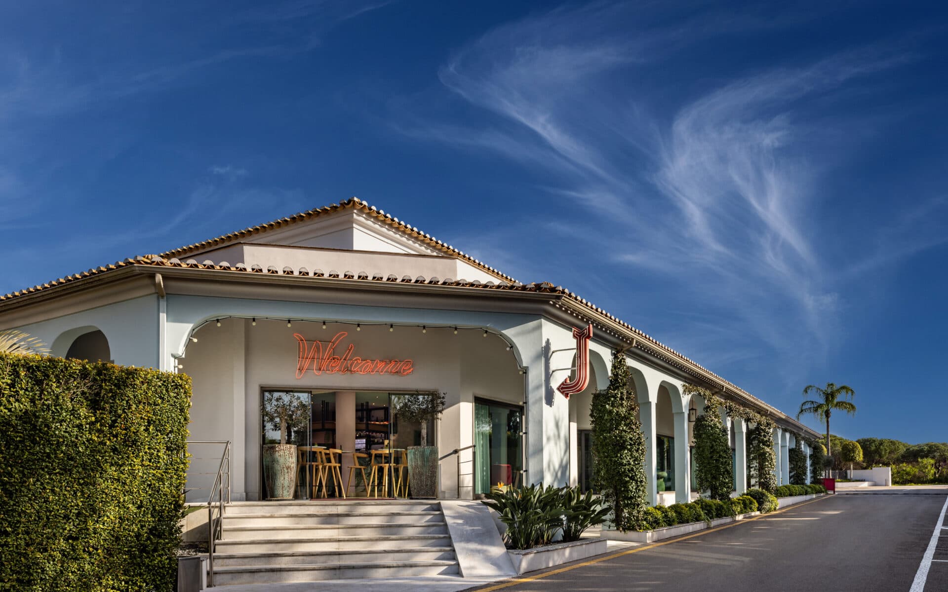The Magnolia Hotel